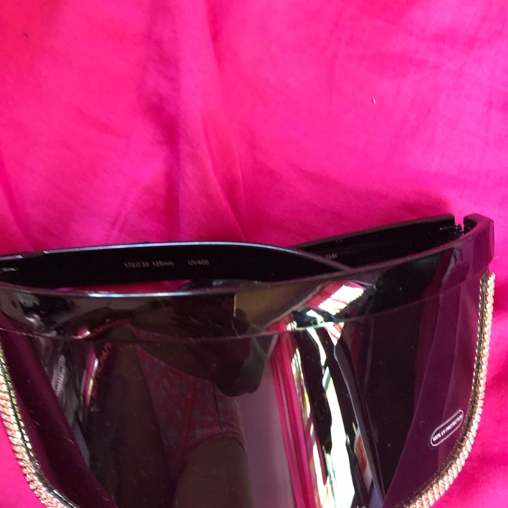 Sun glasses